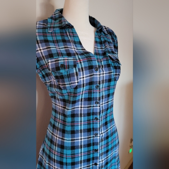 Dress - Picture 5 of 8